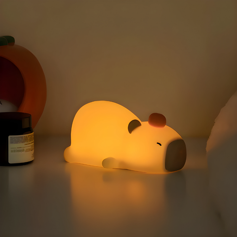 Capybara Pat Lamp